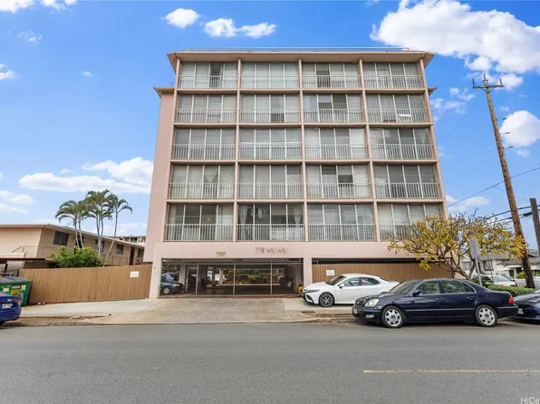 778 Wiliwili St APT 202, Honolulu, HI 96826