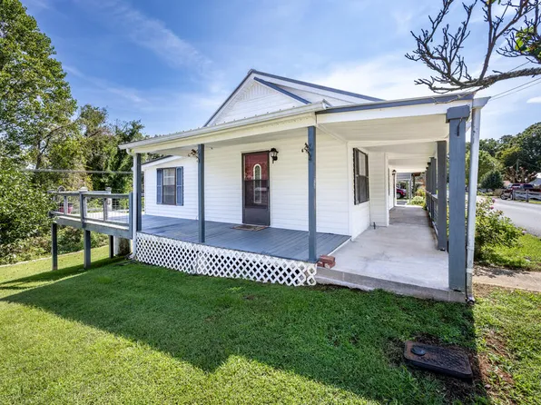 65 Lucille Ave, Ellijay, GA 30540