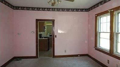5th image of 497 Hilltonia Ave
