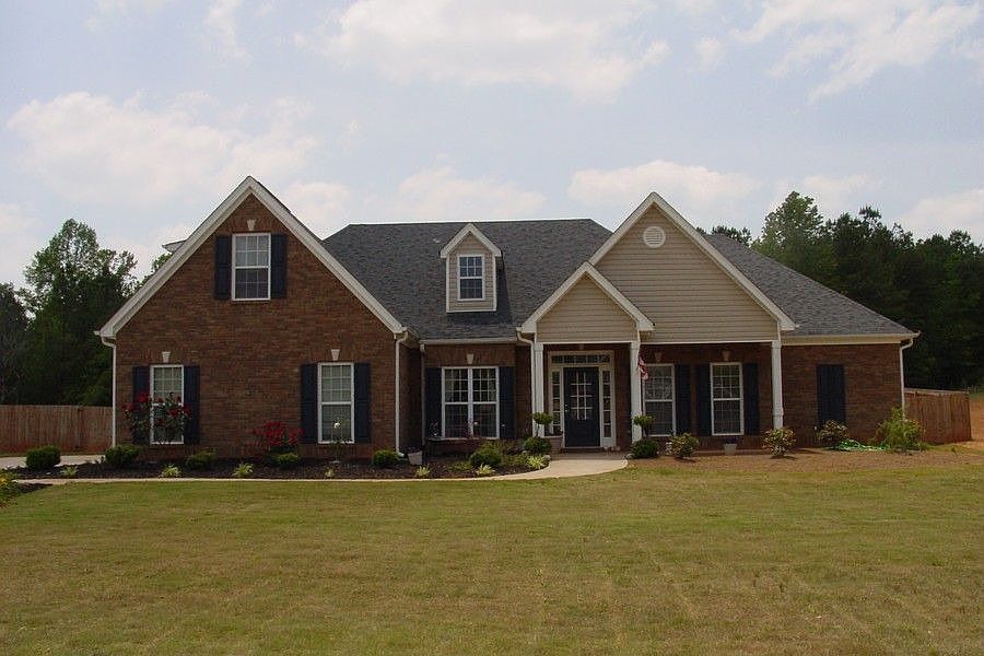 Beautiful 1.6 acre lot