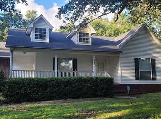 960 Urban Dr, Cantonment, FL 32533