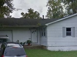 1621 W Lock Raven Rd, Champaign, IL 61821