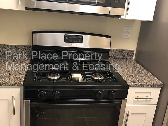 2nd image of 1050 Wayne Ave APT 4