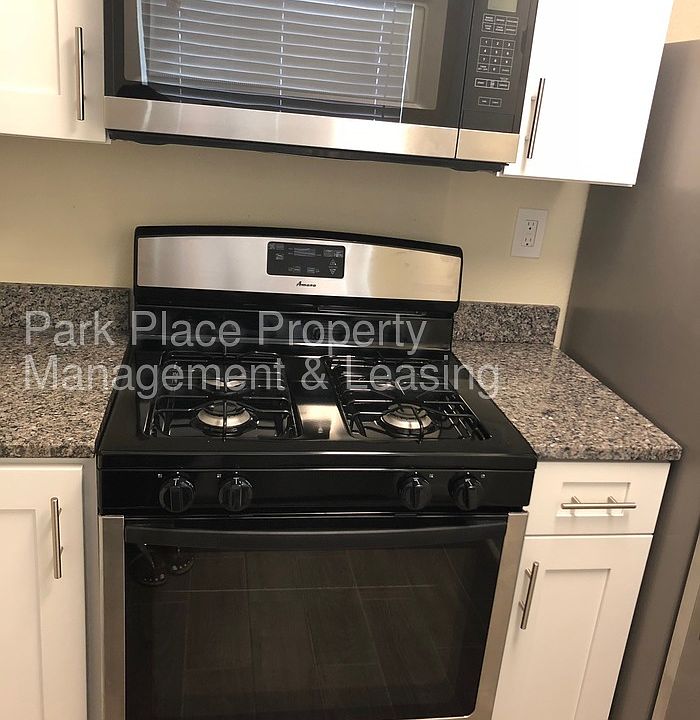 2nd image of 1050 Wayne Ave APT 5