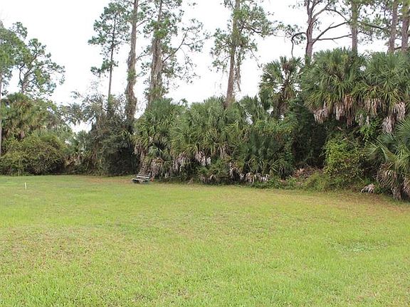 4th image of 4753 Lorri Cir