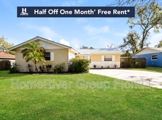 527 Robin Hill Cir, Brandon, FL 33510