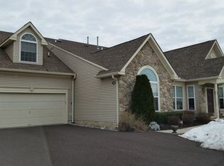 244 Pebble Beach Dr, Royersford, PA 19468