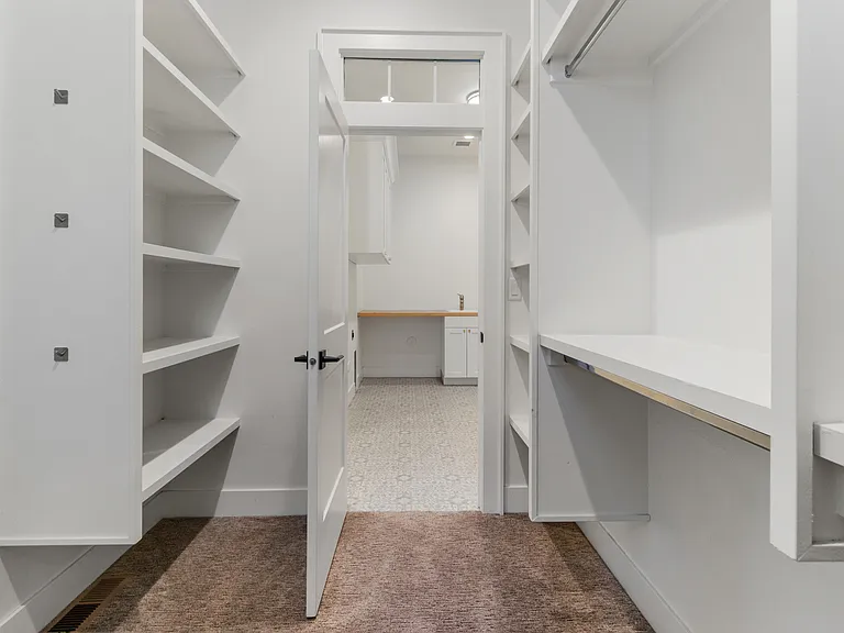 207 W Wrangler St — Photo 32