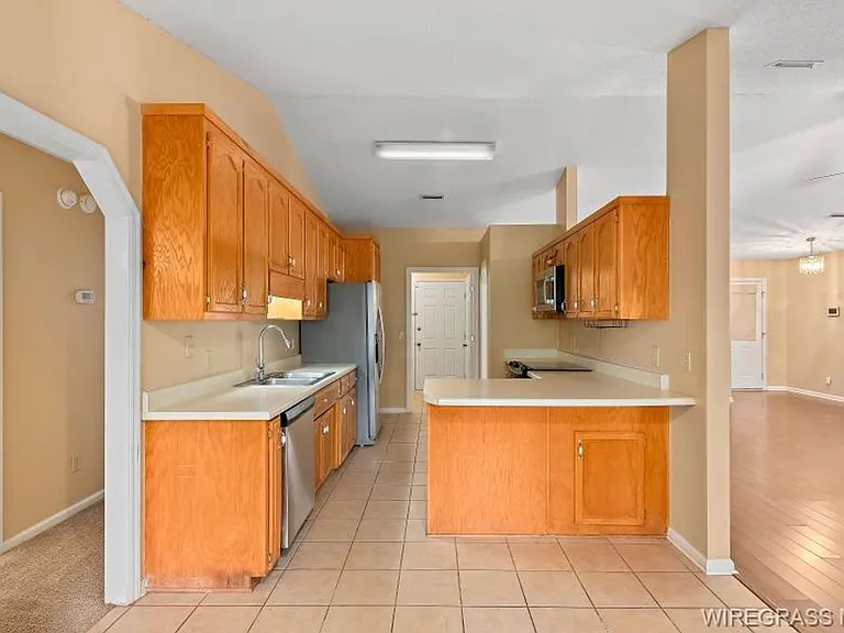 2804 Partridge Ln — Photo 5