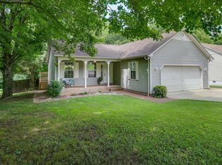 212 Valley Dr, Columbia, TN 38401