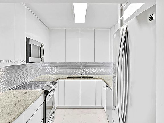 2nd image of 2500 Parkview Dr APT 1219