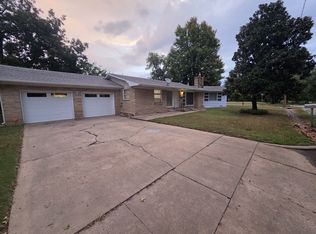 1008 E Oklahoma Ave, Tonkawa, OK 74653