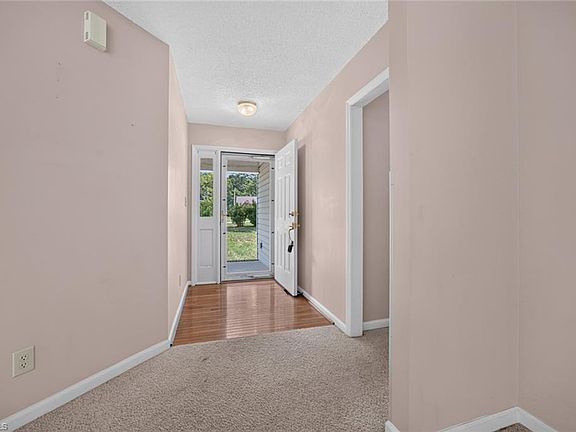 5th image of 5493 Rolling Meadows Rd