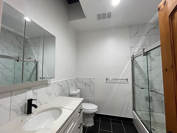 4th image of 104-08 Metropolitan Ave #2R