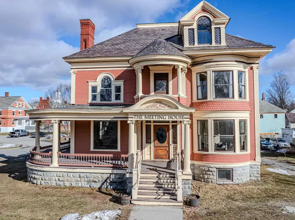 348 Bentley Avenue, Poultney, VT 05764