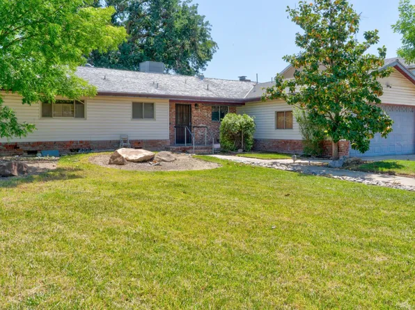 1041 Golden Gate Ave, Dos Palos, CA 93620