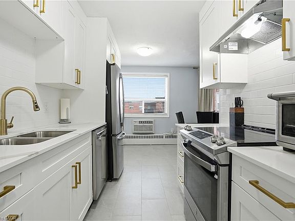 3rd image of 485 Thorold Rd #319