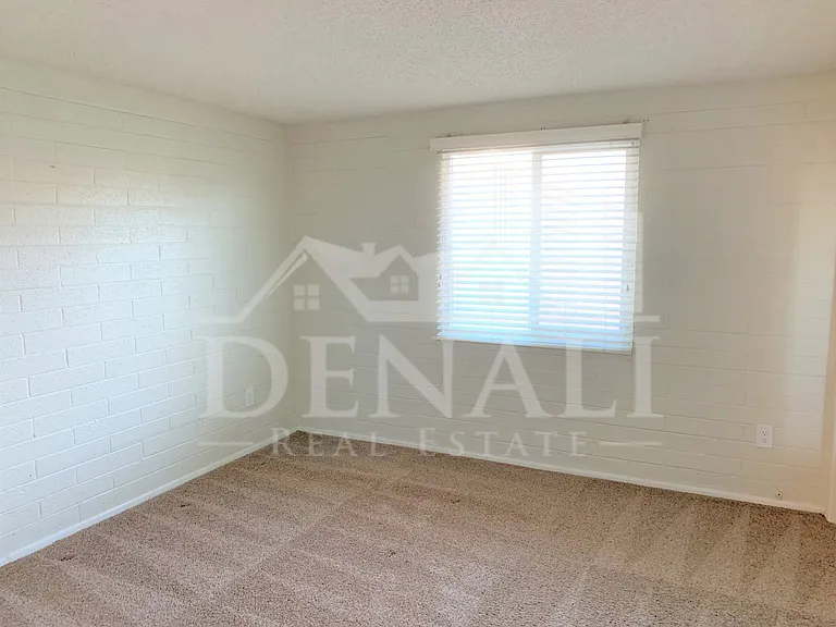 3510 E Ludlow Dr — Photo 8
