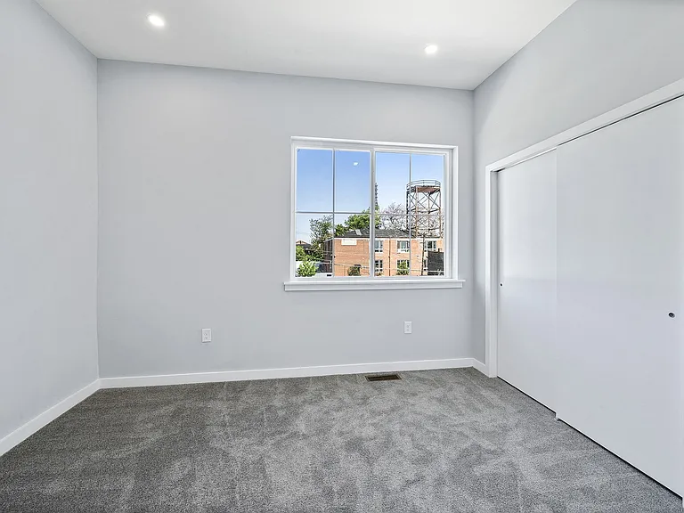 East Tioga Lofts — Photo 45