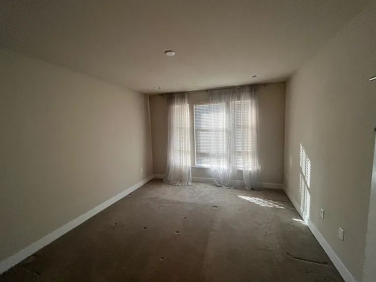 1709 Hazelnut Ln — Photo 94