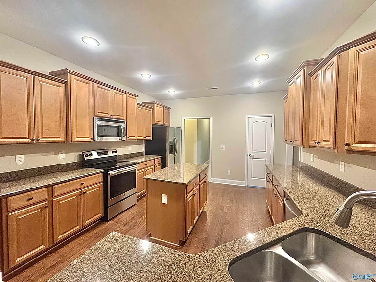 104 Brighton Park Way — Photo 5