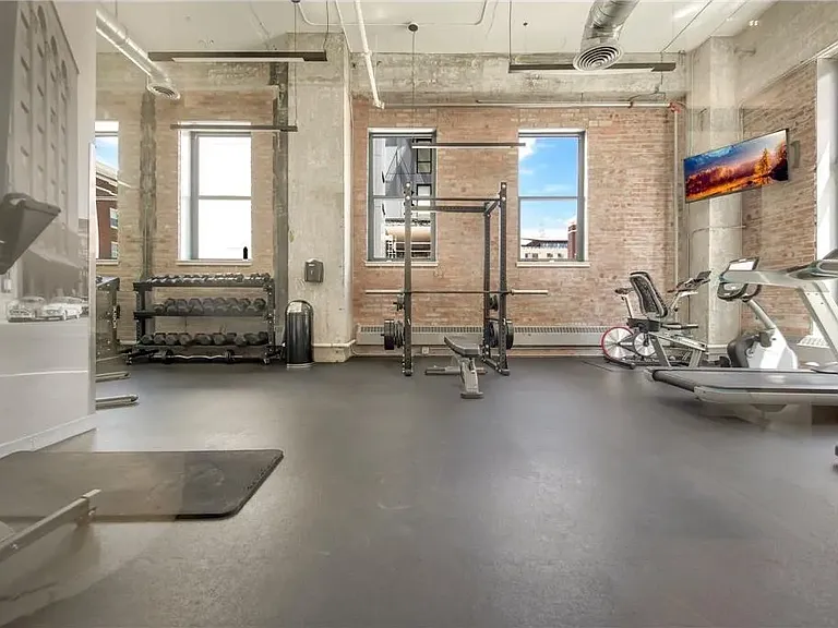 250 Park Ave #313 — Photo 12