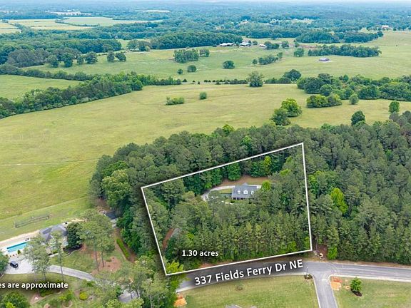 3rd image of 337 Fields Ferry Dr NE