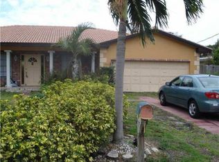 1355 SE 6th St, Deerfield Beach, FL 33441