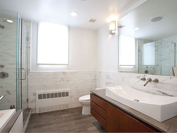 4th image of 300 W 18th St APT 400