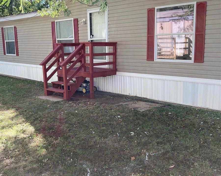 1st image of 8416 Village Green Dr