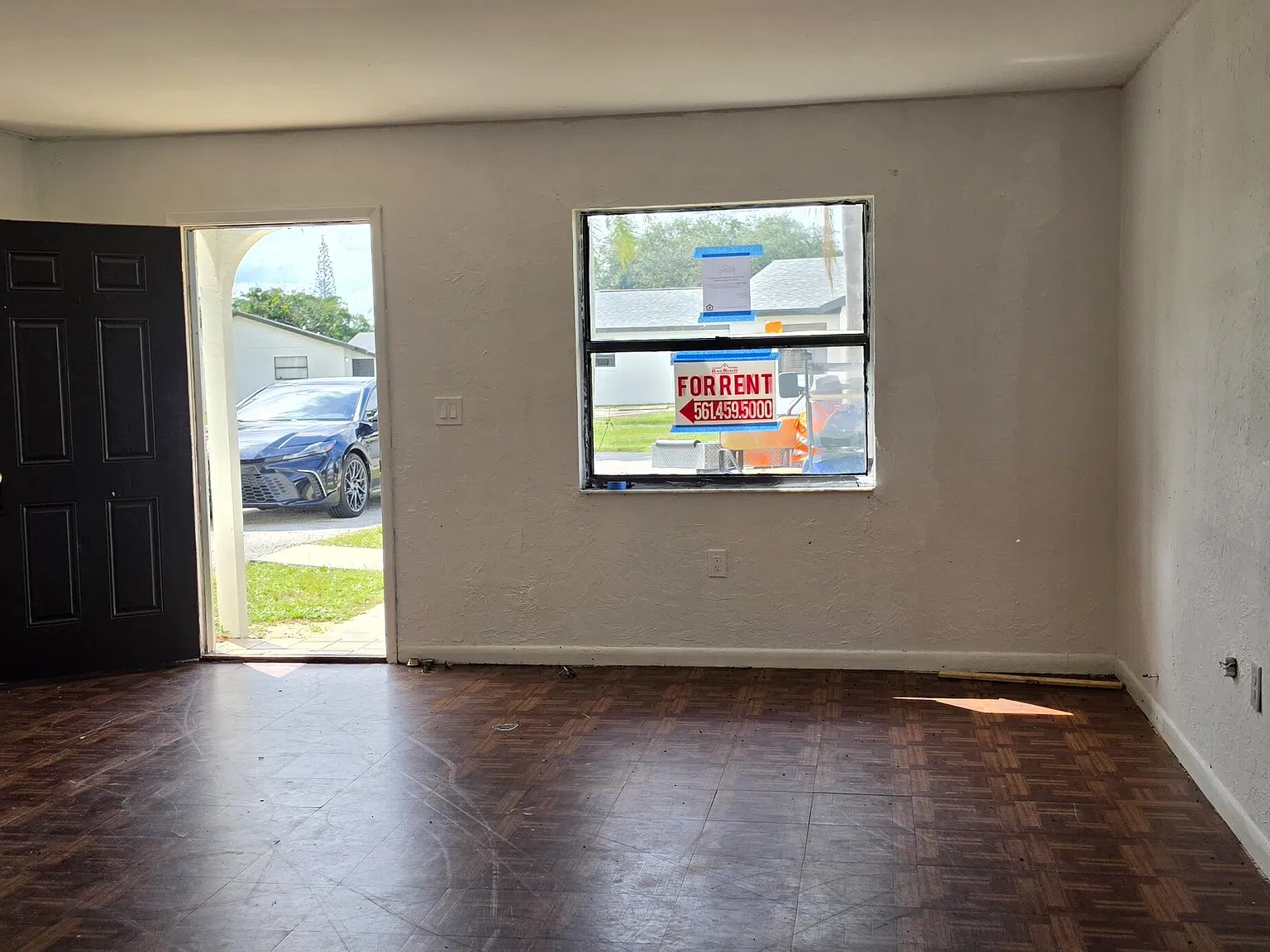 2 bed, 1.0 bath, 810 sqft, $1,150 — Photo 3