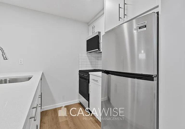 21039 25th Ave NW #BASEMENT — Photo 1