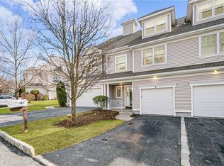 161 Underhill Ln, Peekskill, NY 10566