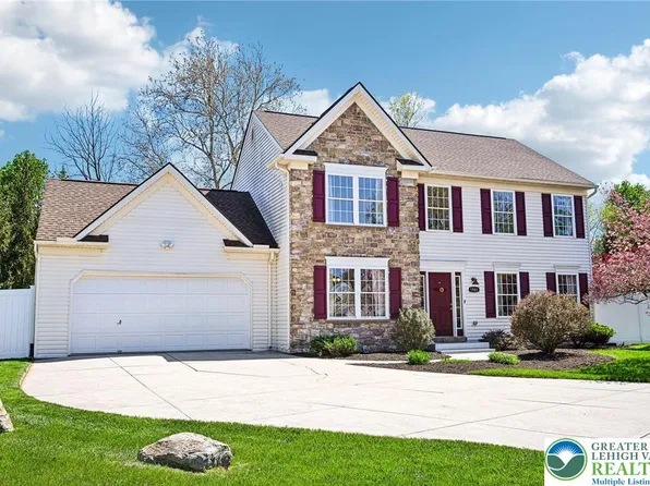 1981 Creamery Ct, Alburtis, PA 18011