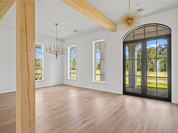 4th image of 57 Silverberry Dr