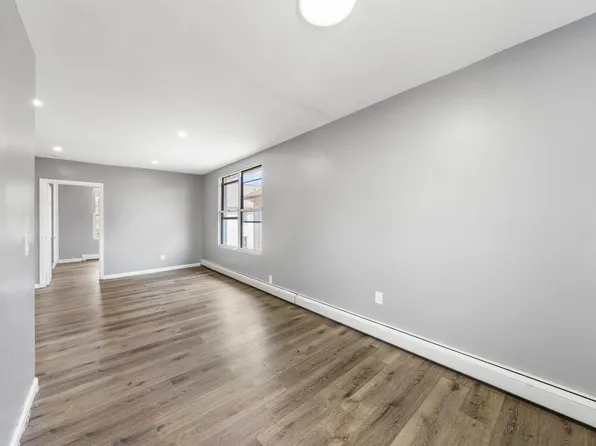 906 76th Street image 14 of 20