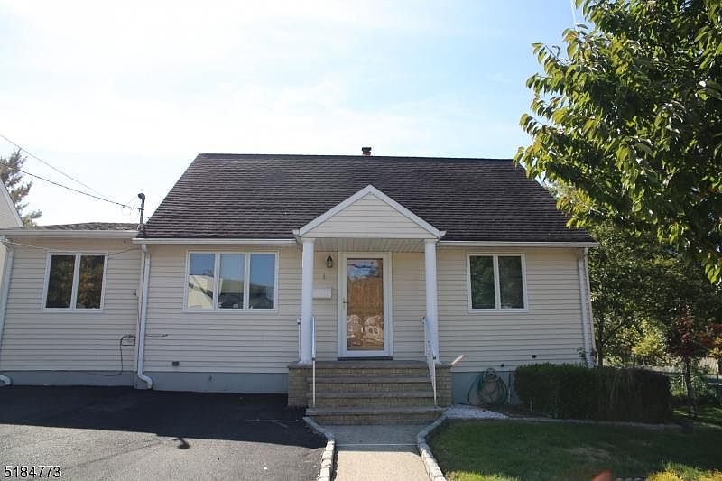 1st image of 4 Overmount Ave