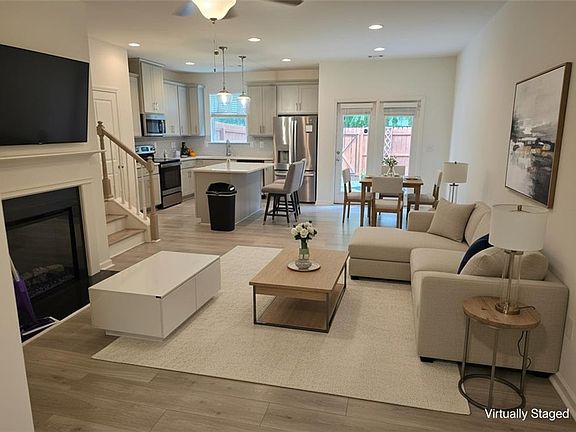 4th image of 4237 Spring Valley Cir