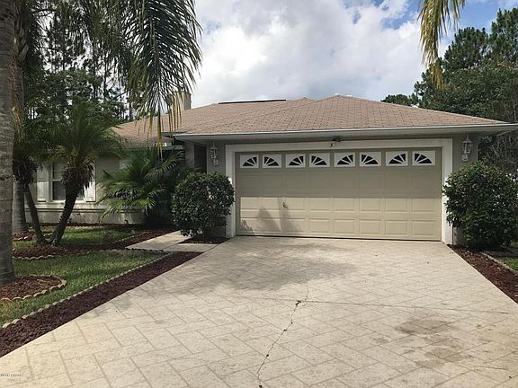3rd image of 3 Lake Charles Ln
