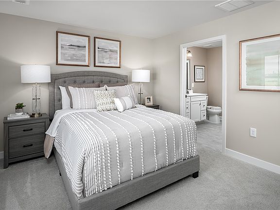 5th image of 8006 Wellington Ct