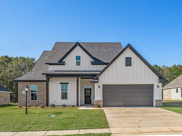 260 Woodcrest Dr, Stonewall, LA 71078