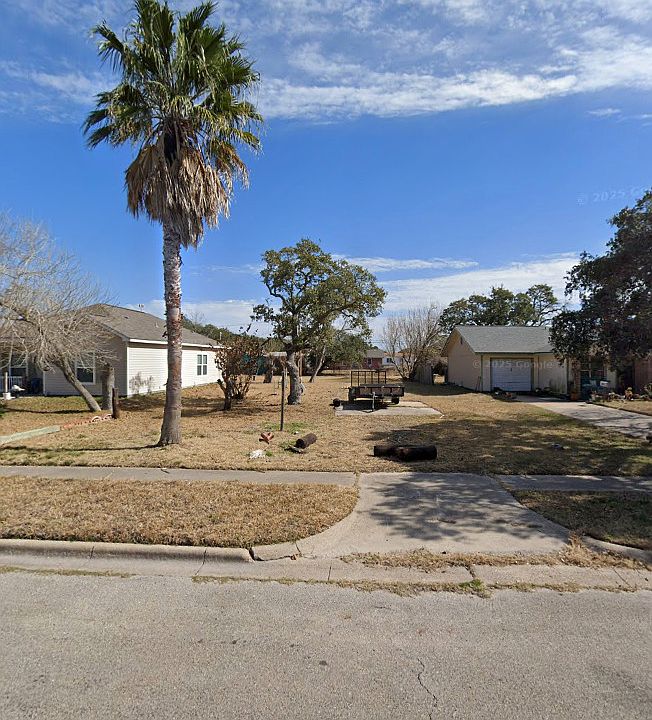 2nd image of 245 N mccampbell LOT 5-6