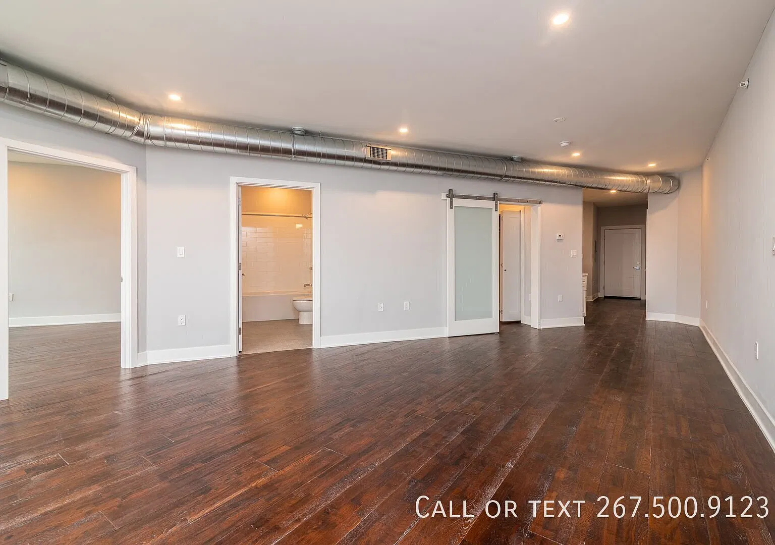 Excellent apartment on Passyunk Ave! W/D in-unit, dishwasher and water included! — Photo 4