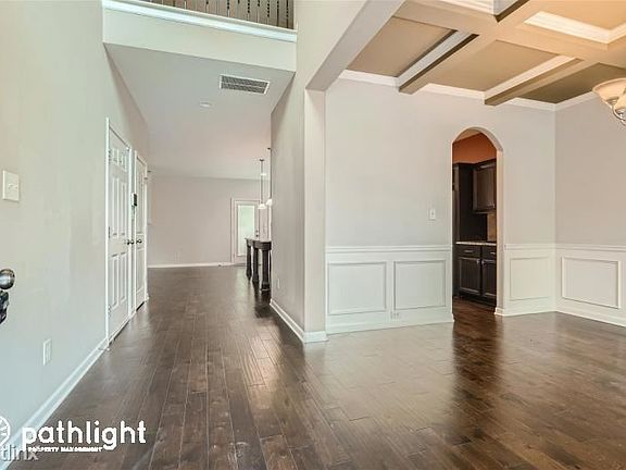 2nd image of 79 Pacific Ave