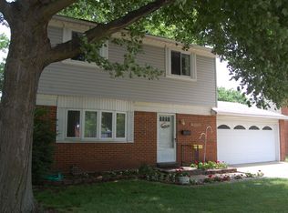 35644 Somerset St, Westland, MI 48186