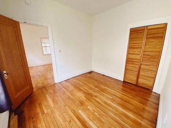 4th image of 1326 Bagley St APT 1R