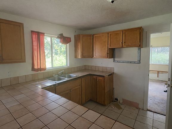 5th image of 15-2713 Manalo St
