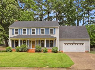 11 Blacksmythe Ln, Newport News, VA 23602