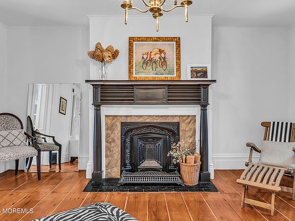 5th image of 72 1st Street