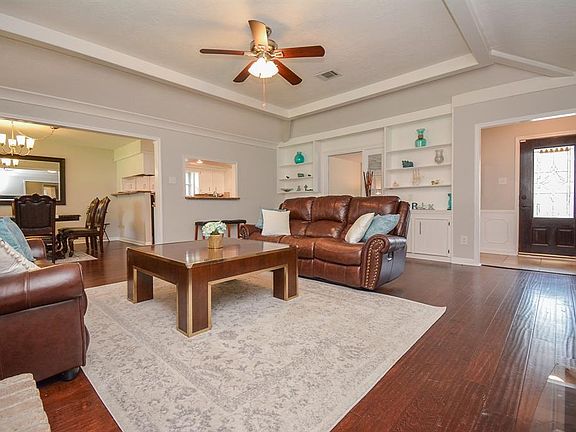 5th image of 3510 Crow Valley Dr